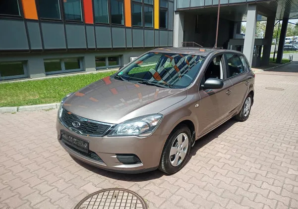 kia ceed kraków Kia Ceed cena 24900 przebieg: 175800, rok produkcji 2012 z Kraków